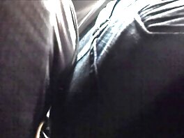 La ragazza bionda platino non può fare la doccia film hot italiani a causa del marito arrapato