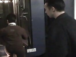 La ragazza ha grandi curve del corpo e ama rimbalzare su un cazzo video italiani hot